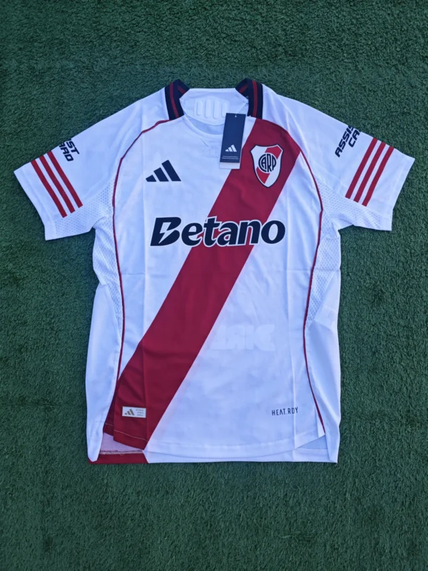 Camiseta de River titular 25/26
