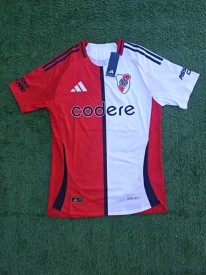 Camiseta de River tercera 2025