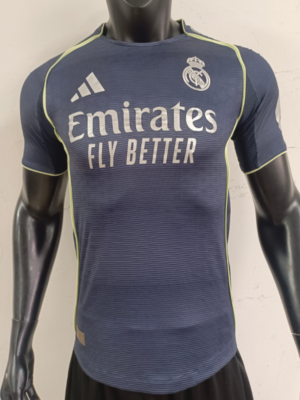 Camiseta de Real Madrid suplente 25/26