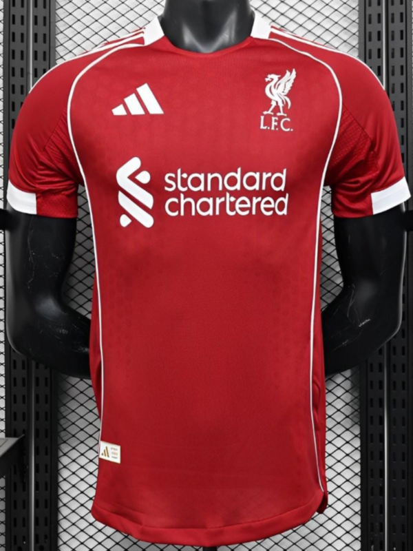 Camiseta de Liverpool titular 25/26