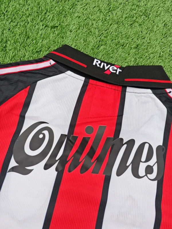 IMG_20260109_120111 Camiseta de River suplente 00/02