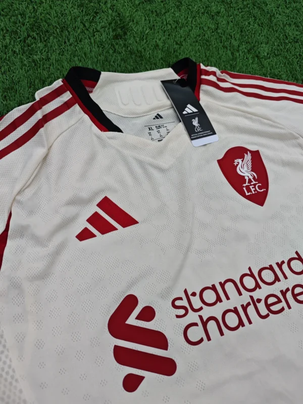 IMG_20260122_195015 Camiseta de Liverpool suplente 25/26