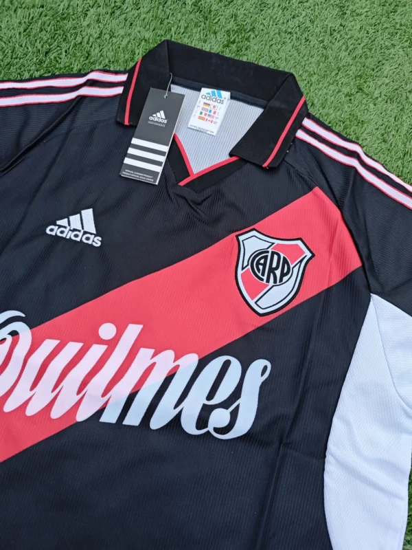 IMG_20260122_195449 Camiseta de River tercera 00/02