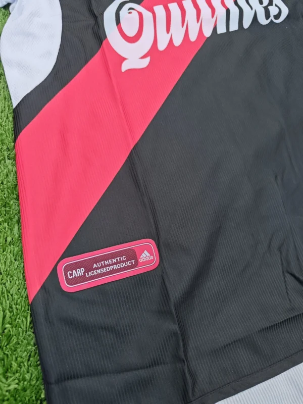 IMG_20260122_195455 Camiseta de River tercera 00/02