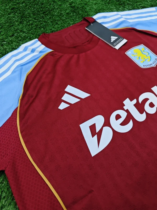 Camiseta de Aston Villa titular 25/26