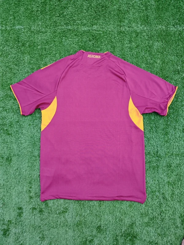 Camiseta de Roma titular 25/26