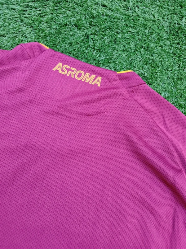 Camiseta de Roma titular 25/26