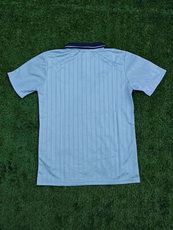 Remera Oasis Celeste