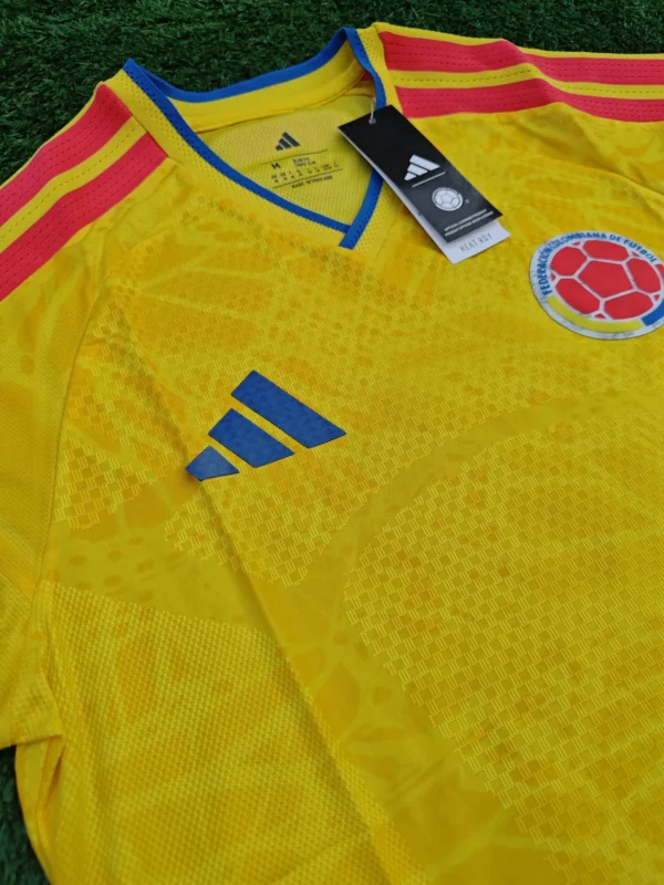 Camiseta de Colombia titular 2026