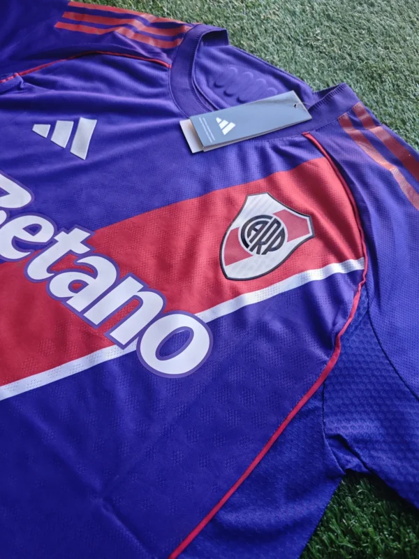 Camiseta de River tercera 2026