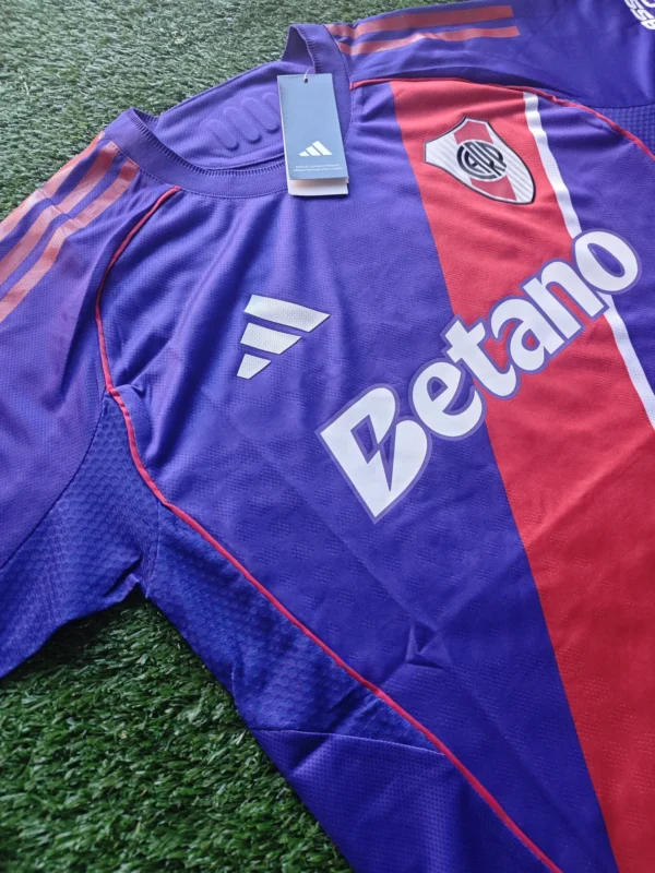 Camiseta de River tercera 2026